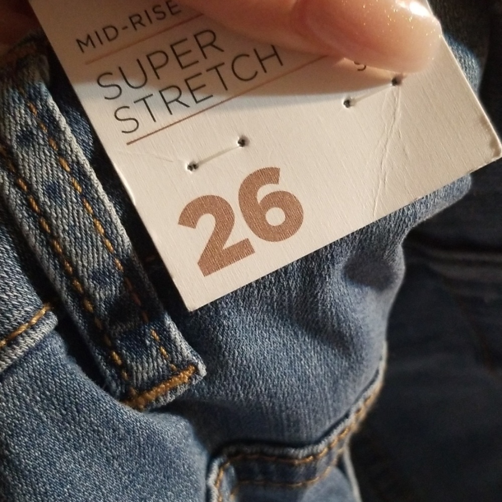 Lane Bryant Mid Rise Jeans - Picture 3 of 6